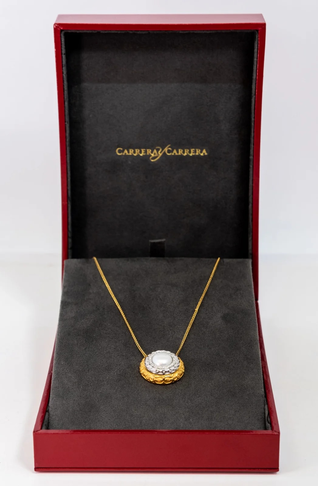 Carrera Y Carrera Musica Alegoria 18K Yellow Gold and 18K White Gold With Pearl Pendant 3