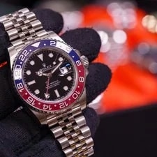 Rolex GMT-Master II Pepsi on Jubilee Full Set Red & Blue Bezel 2022 126710BLRO 3