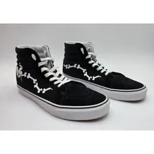 Vans — Vans Sk8-Hi Reissue Peanuts Snoopy Bones 11 — Sneaker — resale