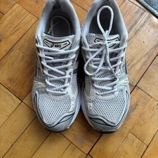 Asics Gel-Kayano 14 1202A056 US 10 EU 44 Vietnam 4