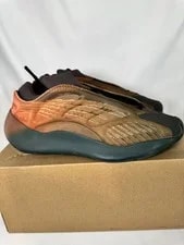 Yeezy — Yeezy 700 V3 Size 9/ ’S 10 - W Box — Sneaker — resale