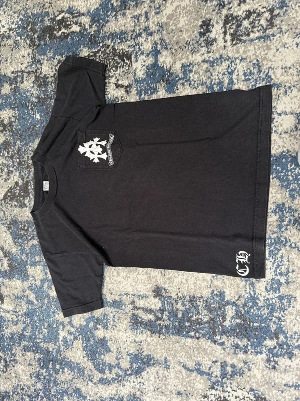 Chrome Hearts — Hearts T Shirt Cross Spine Design — streetwear — resale