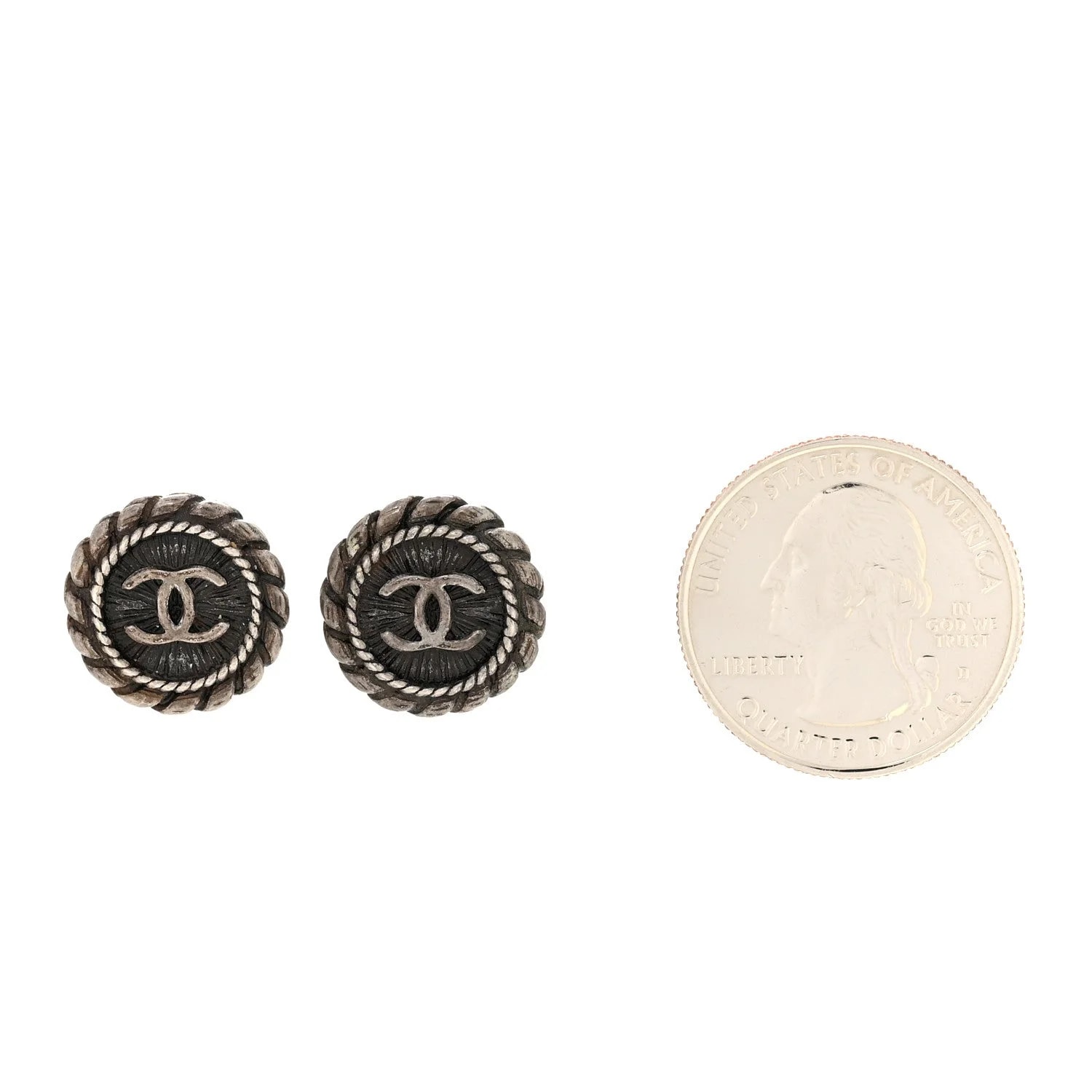 Metal Round CC Stud Ruthenium 2