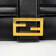 $3750 Msrp Fendi Medium Baguette Chain 3