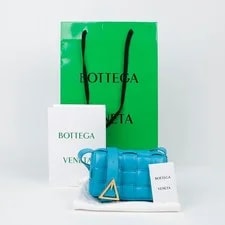 Bottega Veneta — Bottega Veneta Padded Cassette Small Crossbody 717506 143119917 — Handbag — resale