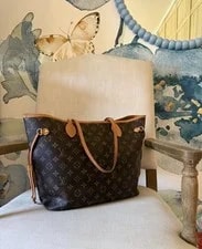 Authentic Louis Vuitton Neverfull | Nov 2015 | Storage Kept on 4