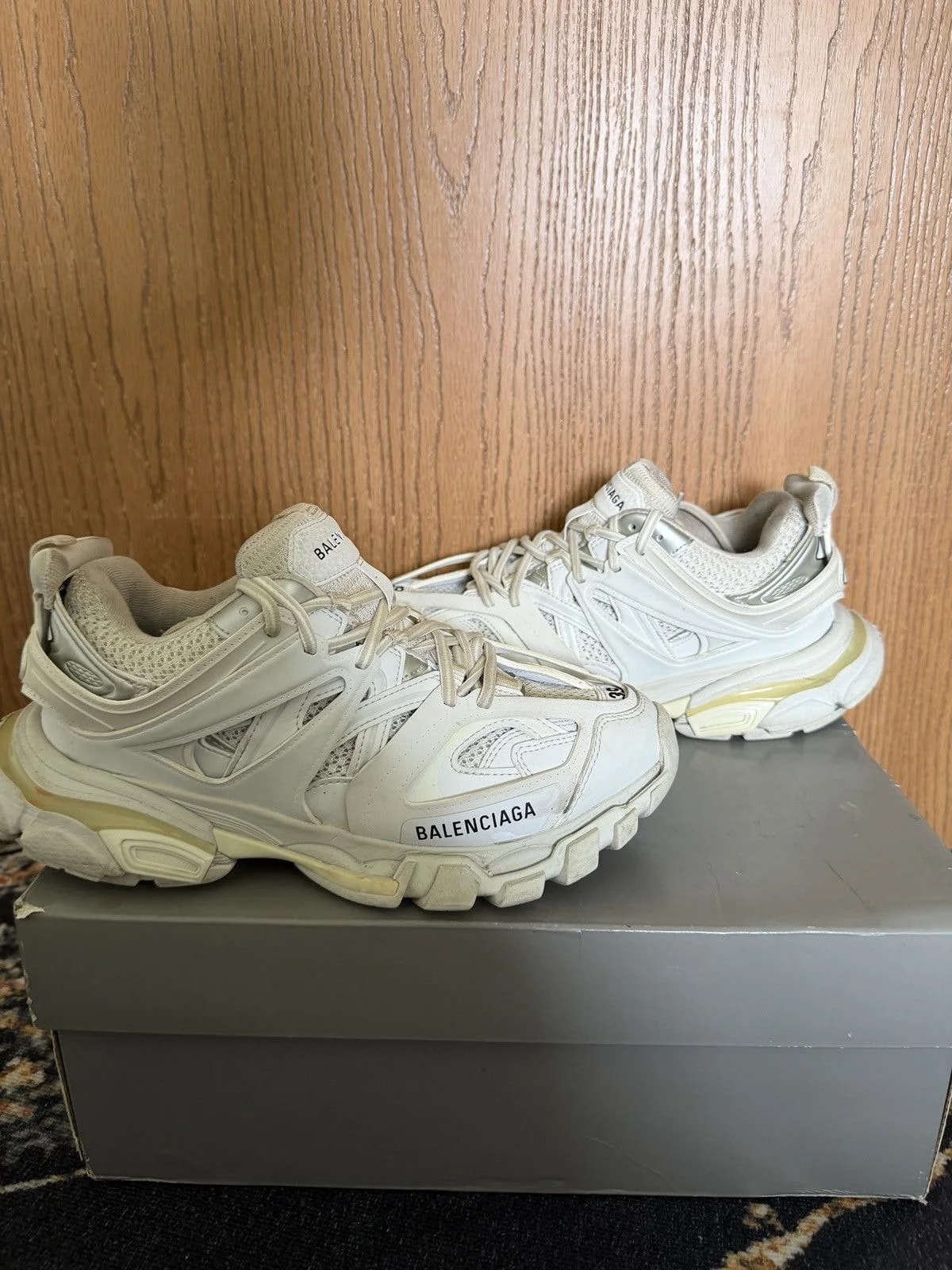 Balenciaga — Balenciaga Track Sz 39 W Box — Sneaker — resale