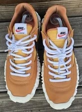 Nike Overbreak SP Curry Pollen DC8240-800 2