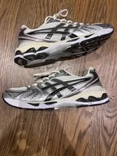 Asics — Asics Gel-Kayano 14 9.5 / Running Shoes 1201A019 — Sneaker — resale