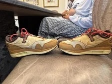 Travis Scott — Size 5.5 Travis Scott Shoes Lightly — Sneaker — resale