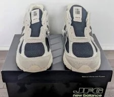 Size 12 - MiUSA Joe Freshgoods X New Balance 990v4, 1998 Intro 3