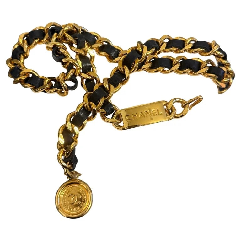 Chanel — Chanel Chain Link CC Coin "" ID Tag Belt — Accessory — resale