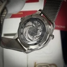 Omega Seamaster Diver 300M 210.30.42.20.03.002 007 James Bond 60th Anniversary 3