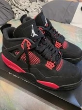 Jordan 4 Retro Thunders 4