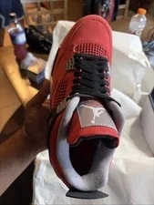 Air Jordan 4 Retro Toro Bravo 3