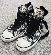 Chuck Taylor Converse Aids Awareness Project High Tops M10/W12 Hard To Find 3