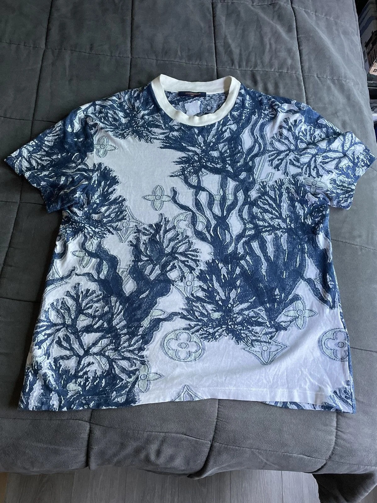 Louis Vuitton — Louis Vuitton Aquagarden MonogramT Shirt — streetwear — resale