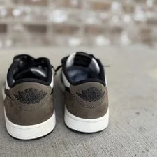 Jordan Air 1 Retro OG Low / / Lace-Up CZ0790-102 4