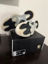 Jordan 11 Retro DMP Gratitude 3