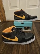 Nike SB Mavrk Mid 2 3
