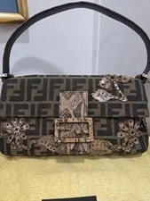 Fendi — Fendi Mamma Baguette Beaded Flower — Handbag — resale