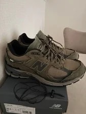 9.0US New Balance 2002R Dark 2