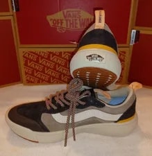 Vans — Vans 3.5/ 5 Ultrarange / -- VN0A4UWMBF0 — Sneaker — resale