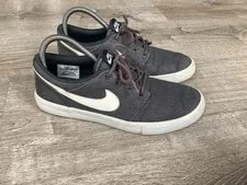 Nike SB — Nike SB Portmore II Solar 7.5 Skate Shoes / 880269-011 — Sneaker — resale