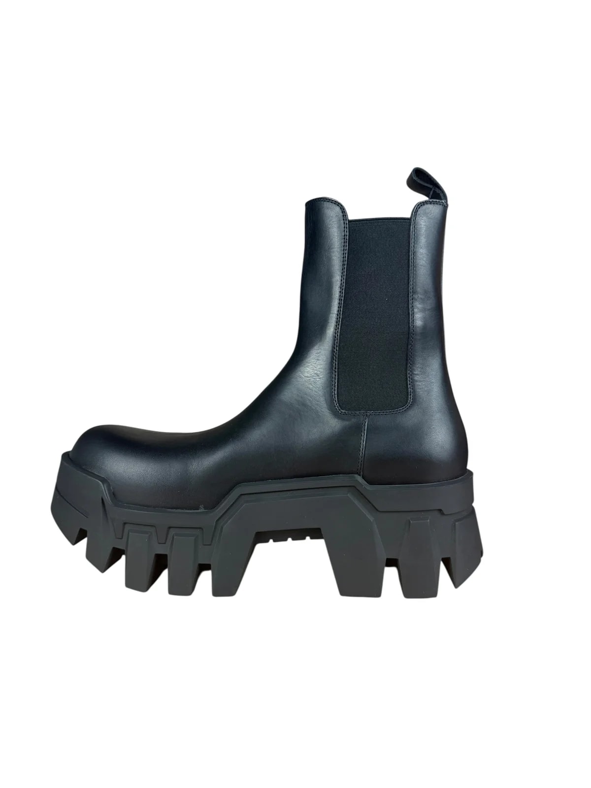 Balenciaga Bulldozer Chelsea 2