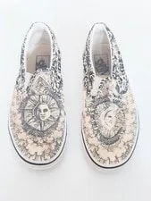 Vans Slip on Ouroboros 6/ 7.5 2