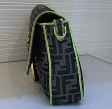 Fendi Baguette Crossbody Classic 4