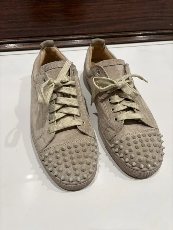 Christian Louboutin Louis Junior Spikes 2