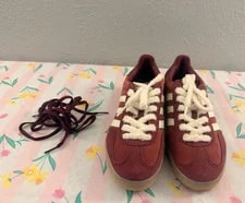 Adidas Originals — Adidas Originals Gazelle Indoor / Lace-Up Low Top Gum Sole — Sneaker — resale