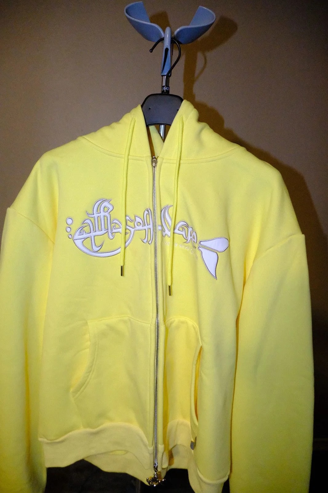 Ultra Don Zip Up — streetwear — resale