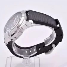 Panerai Luminor Luna Rossa 44mm PAM01653 2026 4