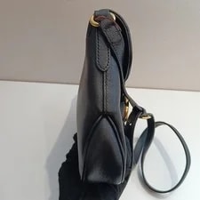 Gucci GG Marmont Messenger GG Logo 3