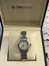 TAG Heuer Aquaracer Professional 200 Solargraph Quartz Mother-of-Pearl Dial 3