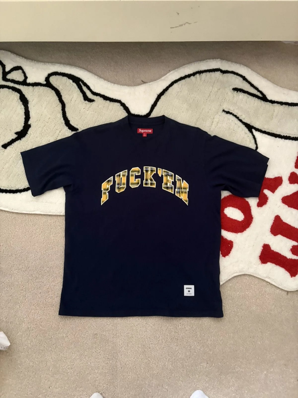 Supreme — Supreme Fuck Em S/S Top M — streetwear — resale
