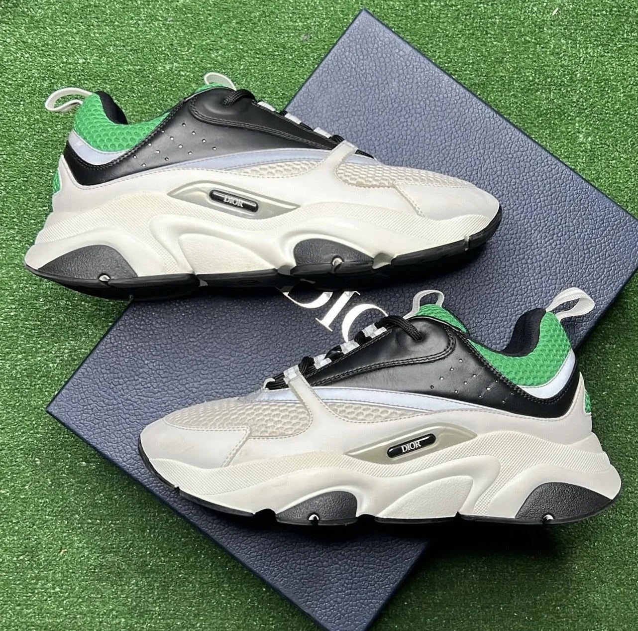 Dior — B22 ‘ ’ — Sneaker — resale