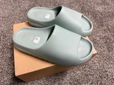 NEW Yeezy Slide Salt Size 10 Slides 3