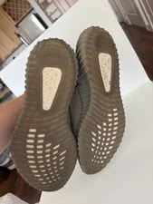Yeezy 350 V2 Worn A Couple Times 3