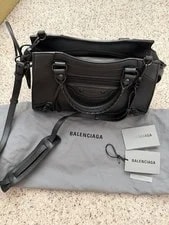 Balenciaga — Balenciaga Neo Classic City Small Satchel in — Handbag — resale