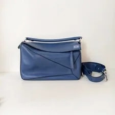 Loewe — Loewe Puzzle Grained Medium Geometric Puzzle Handbags — Handbag — resale