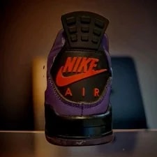 Dyanasty Jordan 4 Tetros ( Friends and Family) 4