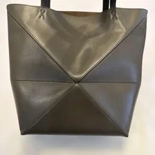 Loewe Puzzle Fold Shiny Calf Medium 663724 3