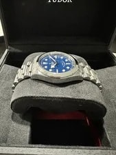 Tudor Heritage Black Bay 36 36mm Blue Dial Auto Swiss SS Bracelet Box Manual 3