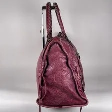 By Balenciaga 3