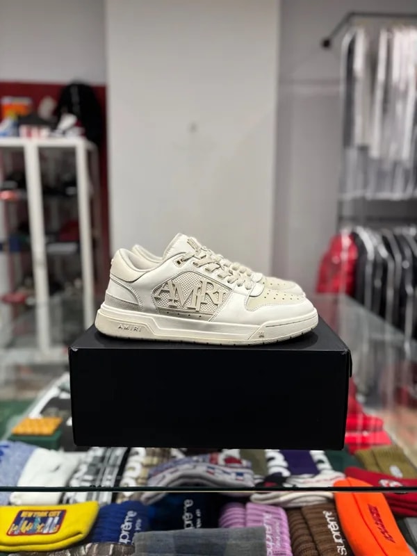 Amiri — Amiri Classic Low Alabaster — Sneaker — resale