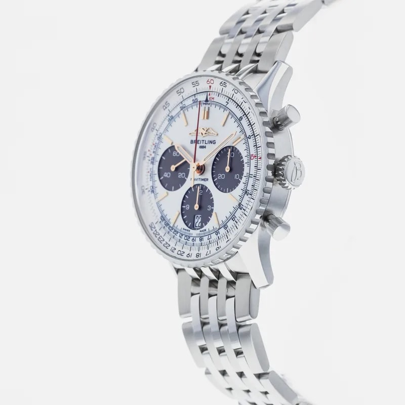 Breitling Navitimer B01 Japan Special Edition AB0139 2