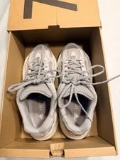 Size 9 - Adidas Yeezy Boost 700 V2 Low 2